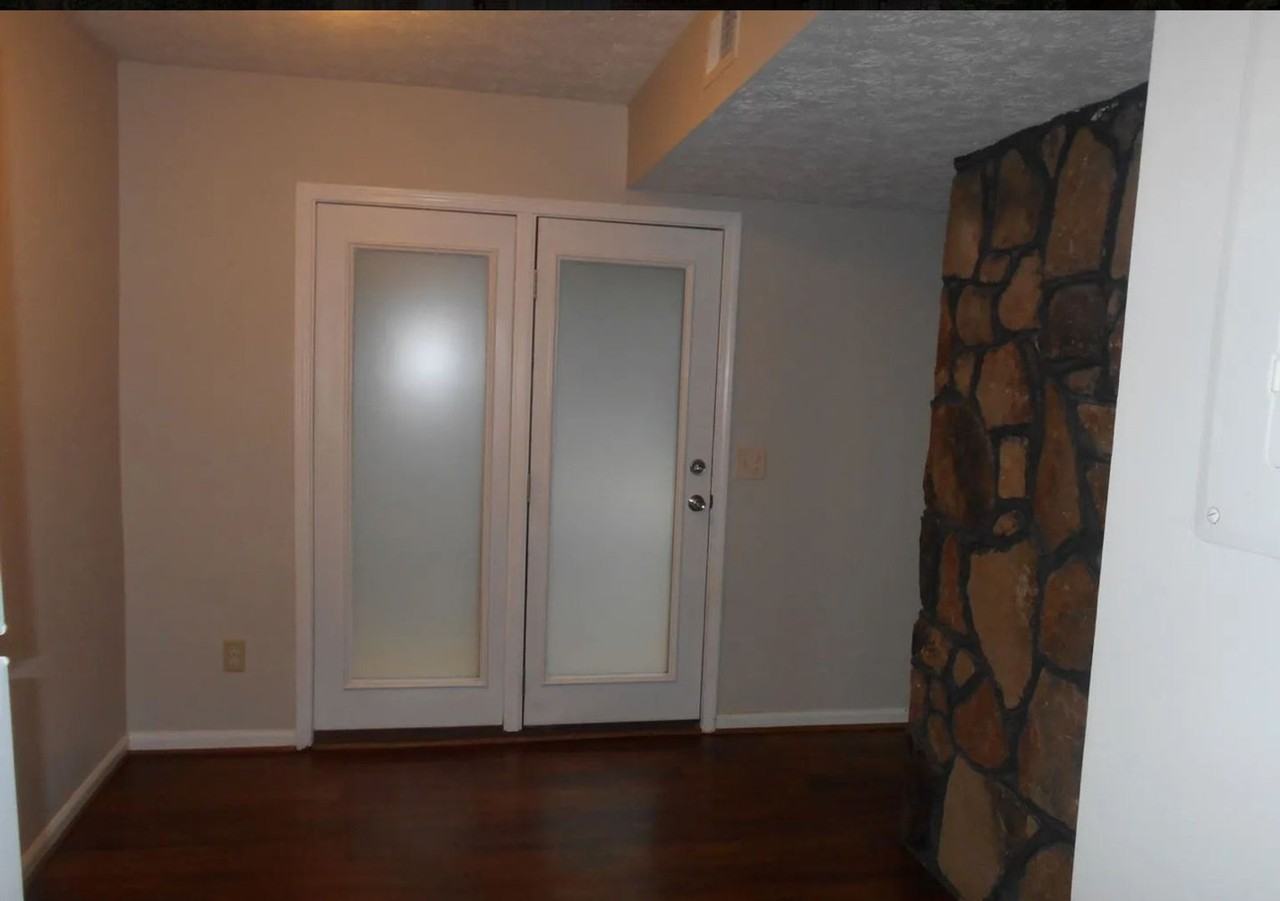 1155 Alan Ave #2 - Photo 3 of 10