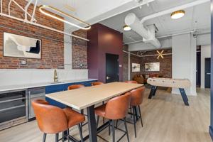 featured image of 1635 Washington Ave