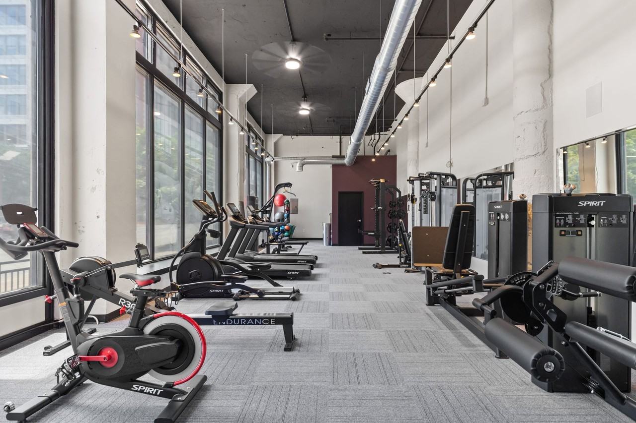 Ventana | On Wash Ave - Photo 7 of 24