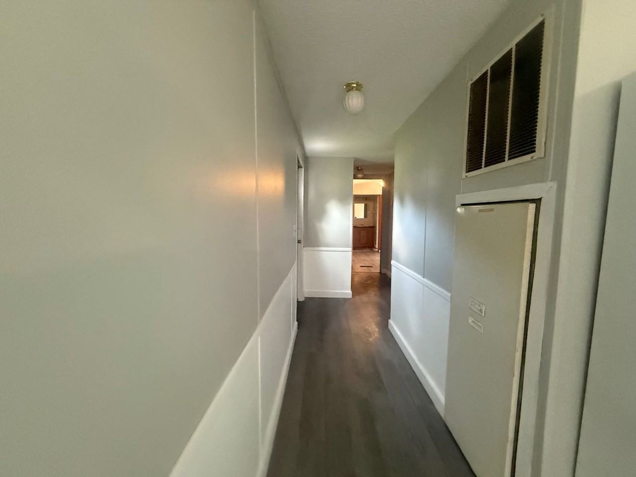 517 Vanzant Rd - Photo 2 of 10