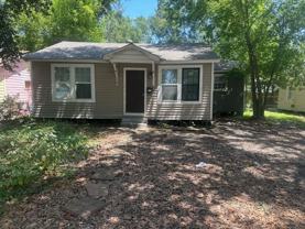 2215 Tulip St - Photo 1 of 1