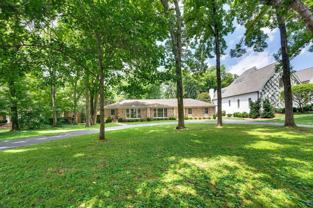 703 Woodleigh Dr - Photo 1 of 1
