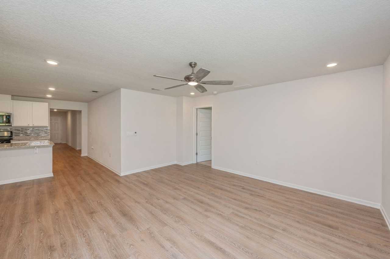 2837 Patriot Ridge Dr - Photo 7 of 44