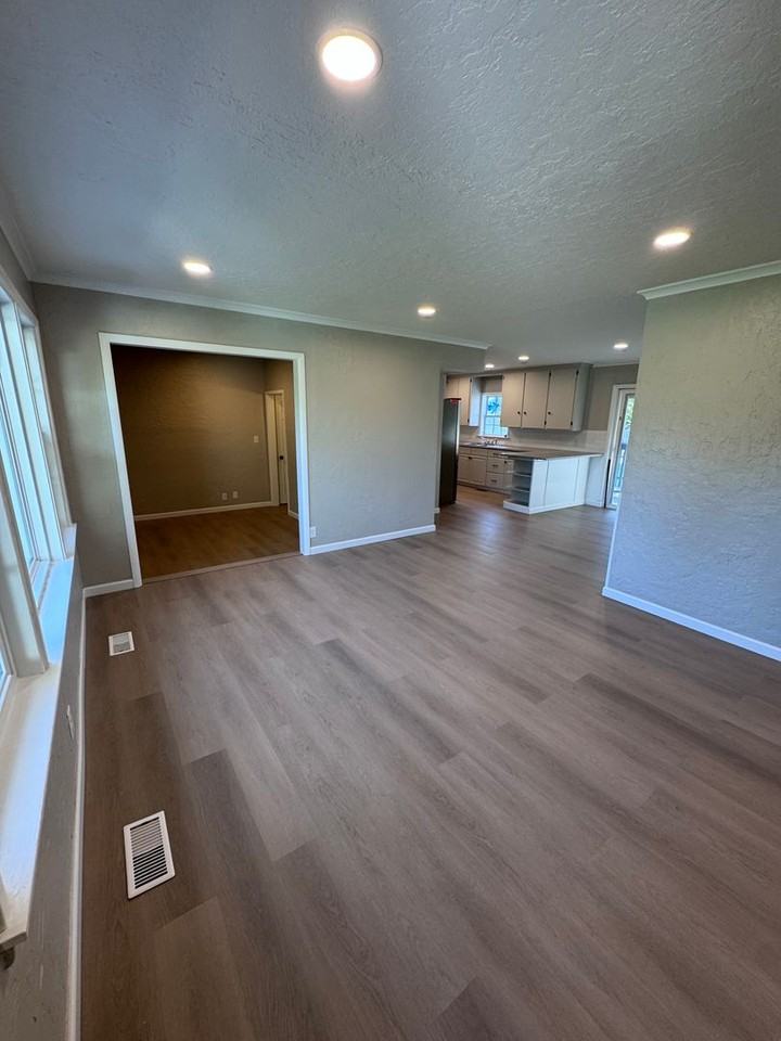 4509 E 21st Pl - Photo 2 of 22