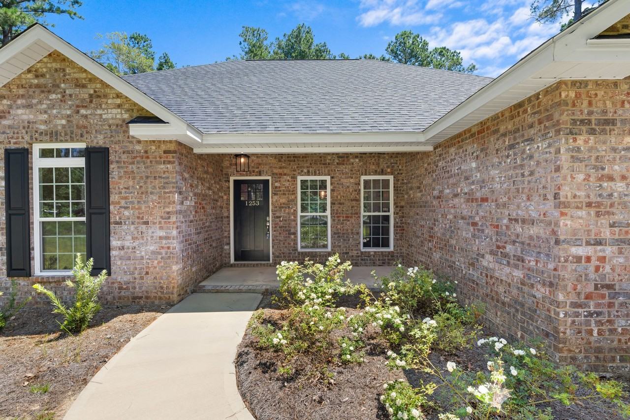 1253 E Hampton Dr - Photo 2 of 34