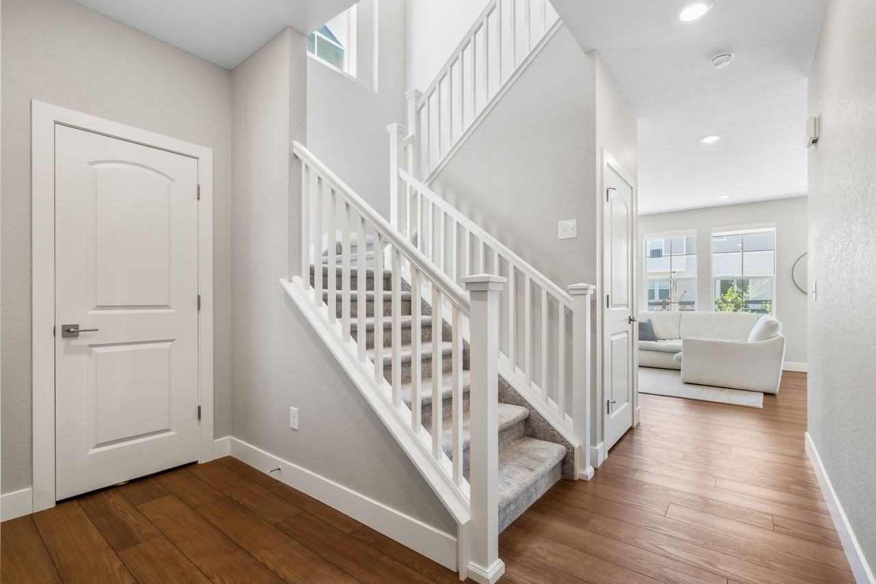 1632 Saddlesmith Pl - Photo 3 of 36