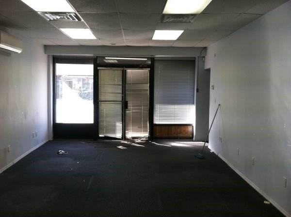 4022 Avenue U - Photo 3 of 9