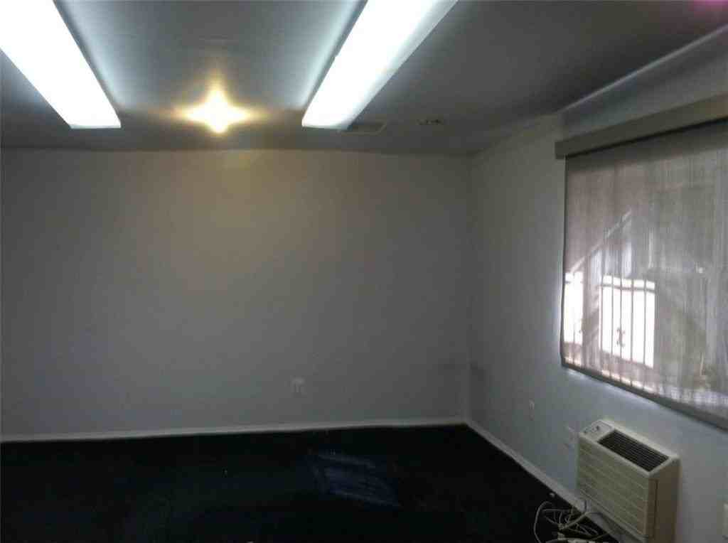 4022 Avenue U - Photo 7 of 9