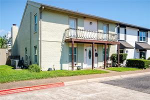 featured image of 11 Rock Creek Dr