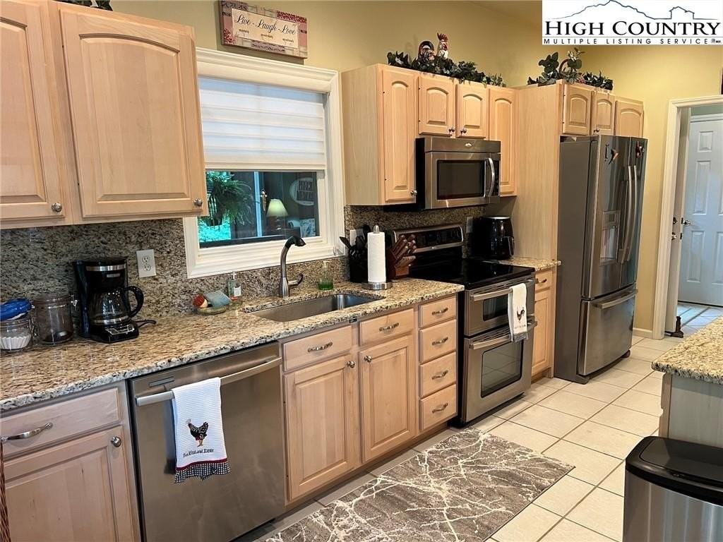 135 Caleb Dr #4 - Photo 7 of 19