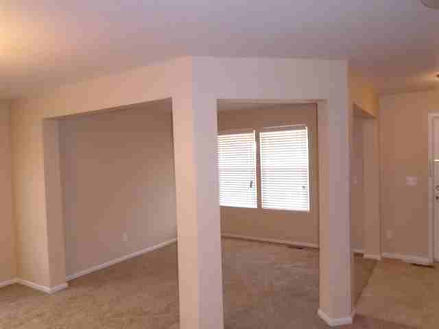 10175 Fraser St - Photo 2 of 20