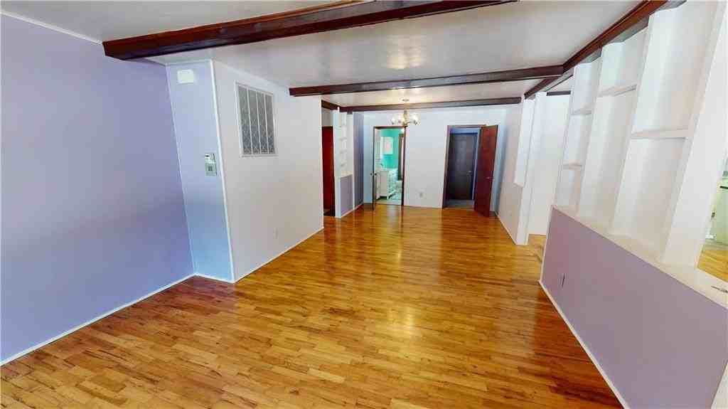 320 N Spring St - Photo 6 of 16