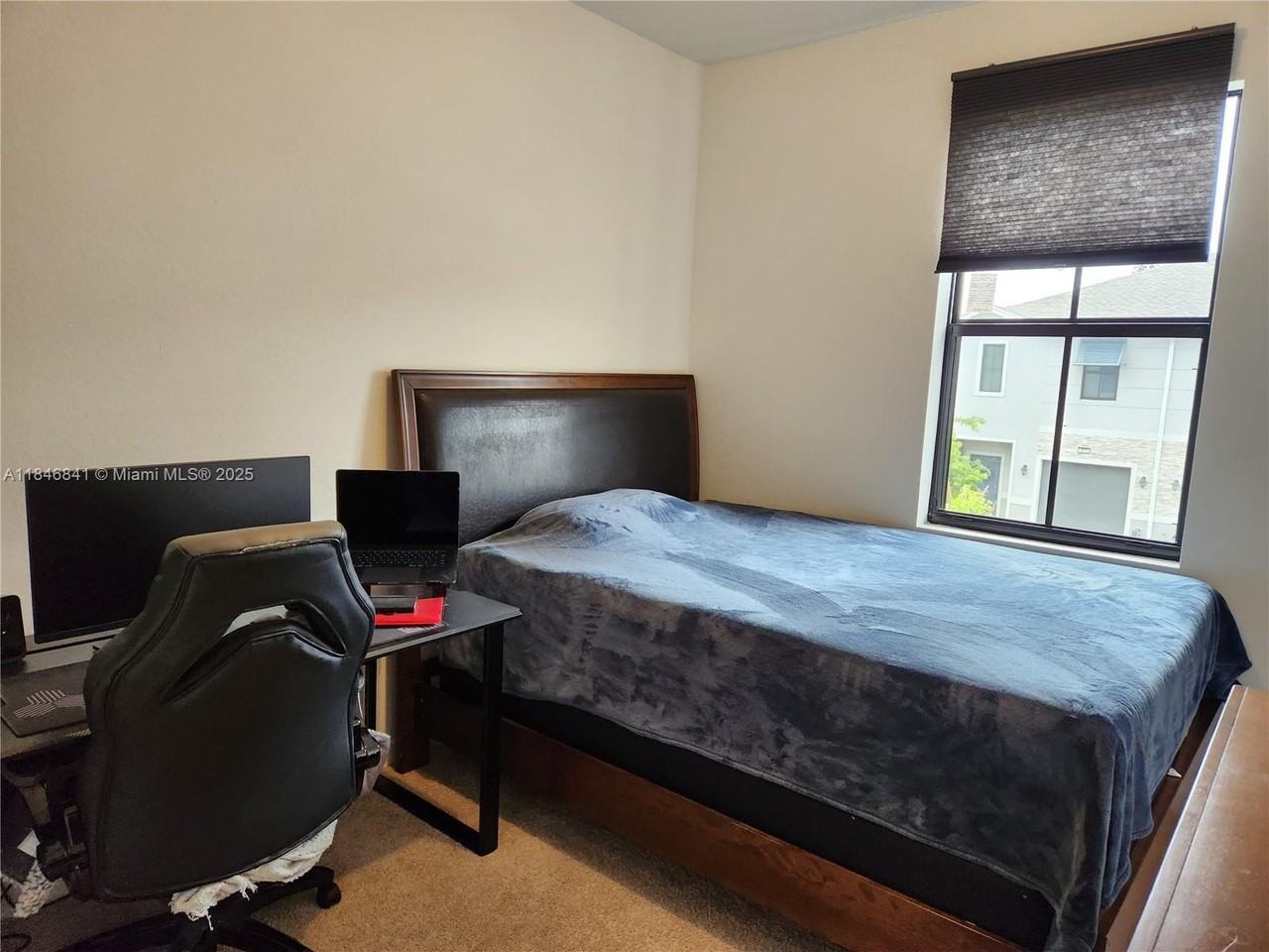 880 Northwest 3rd Avenue #880 - Photo 2 of 34