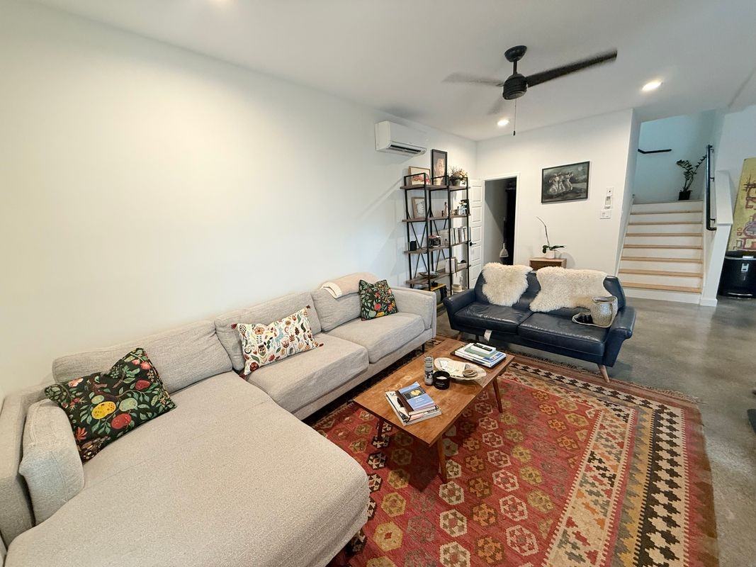 911 N Pine St - Photo 2 of 40