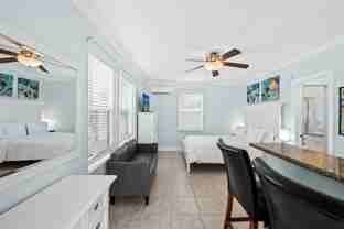 333 Ne 7th Ave - Photo 1 of 1