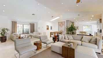 featured image of 2899 Nw 26th Ave