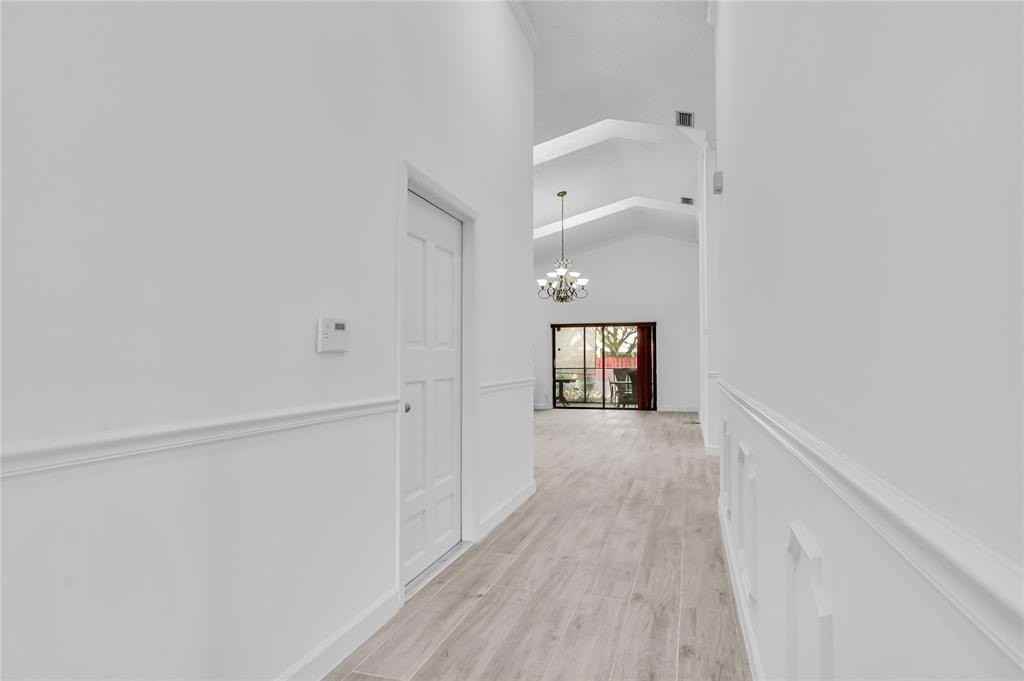 7619 Silver Woods Ct - Photo 2 of 20