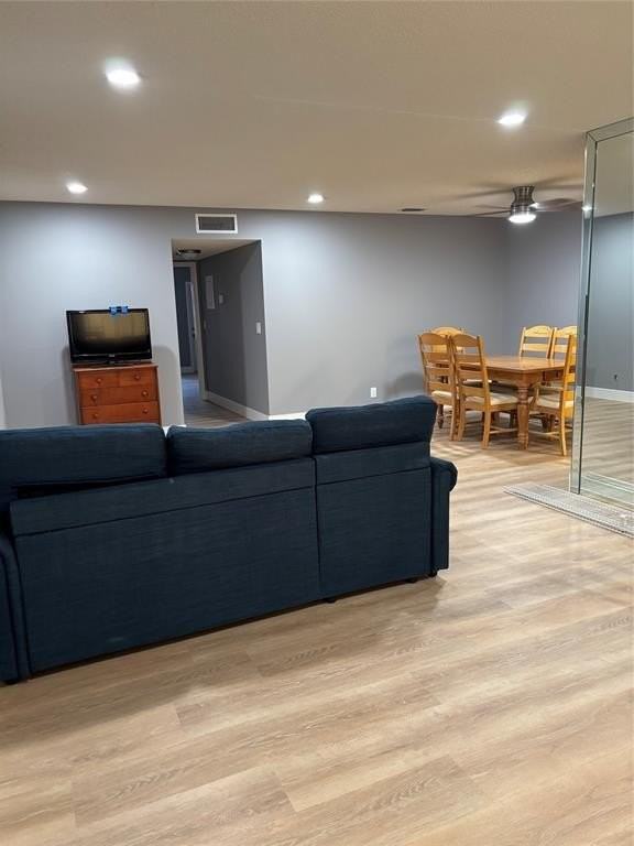 14748 Canalview Dr #B - Photo 6 of 12