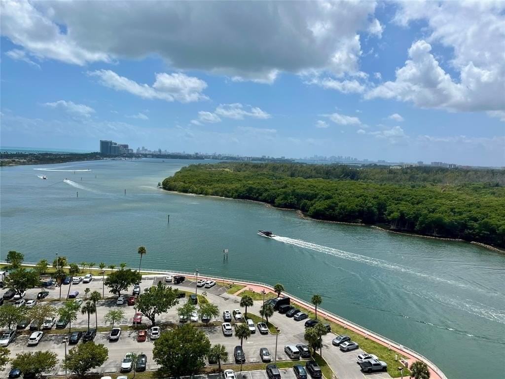 400 Kings Point Dr #1608