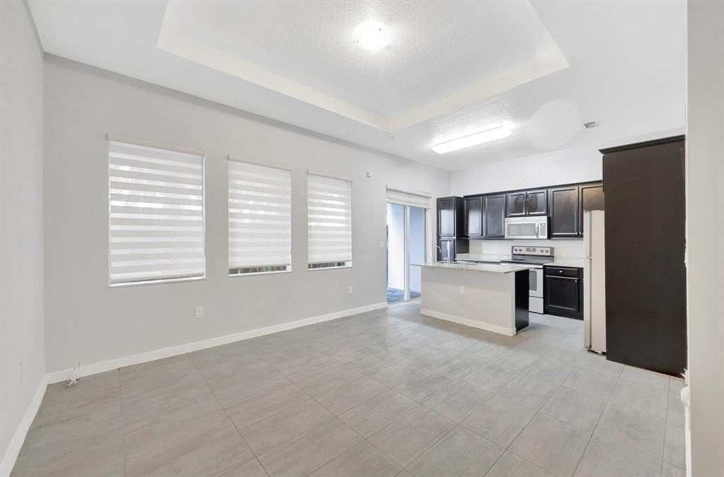 17624 Sw 149th Pl - Photo 2 of 49