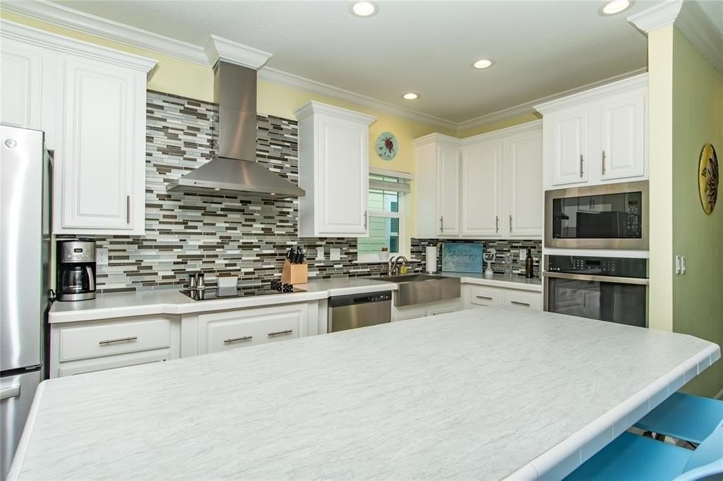 375 Ne Wharf Way - Photo 5 of 49