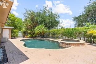 5930 Ne 21st Dr - Photo 1 of 1