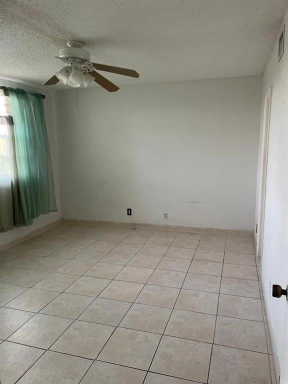 3900 Nw 76th Ave - Photo 2 of 7