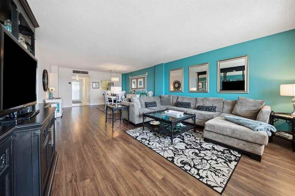 328 N Ocean Blvd #1007 - Photo 4 of 15