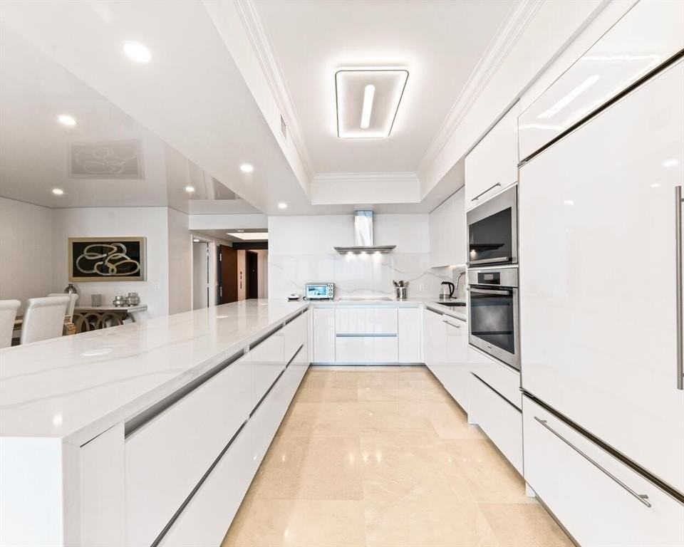 101 S Fort Lauderdale Beach Blvd #1104 - Photo 5 of 42