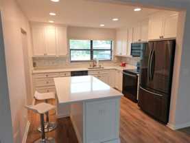 988 Sw 9th Ave - Photo 1 of 1