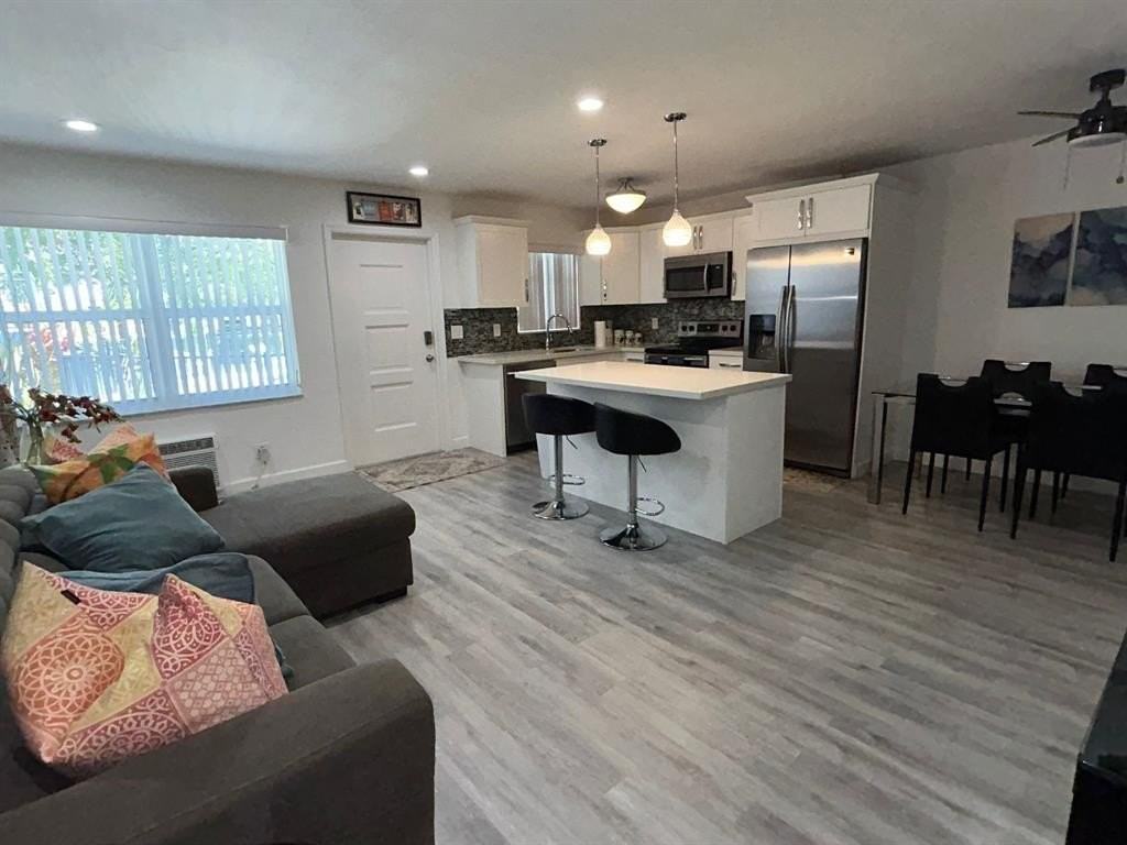 3510 Harrison St #4 - Photo 2 of 7