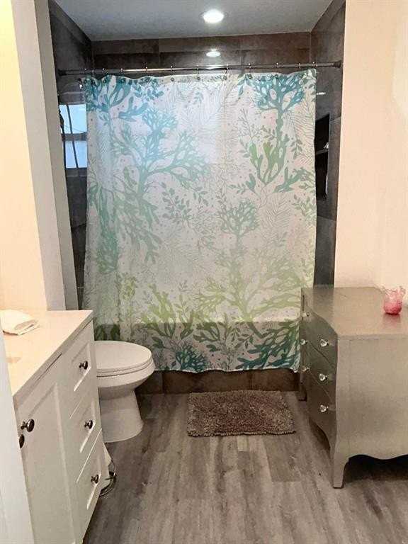 3510 Harrison St #4 - Photo 6 of 7