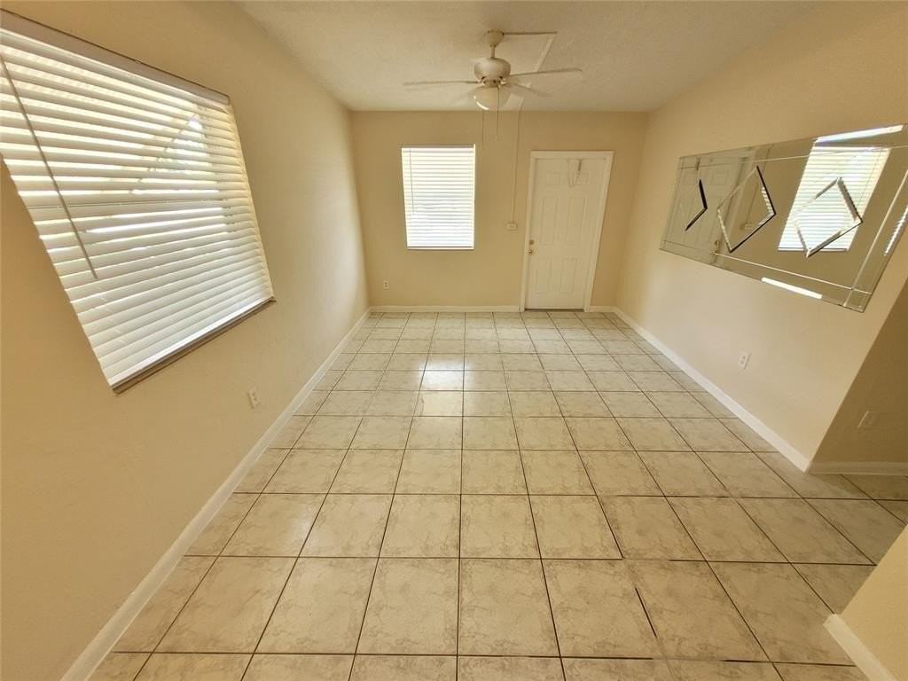 4870 Ne 16th Ave - Photo 5 of 16