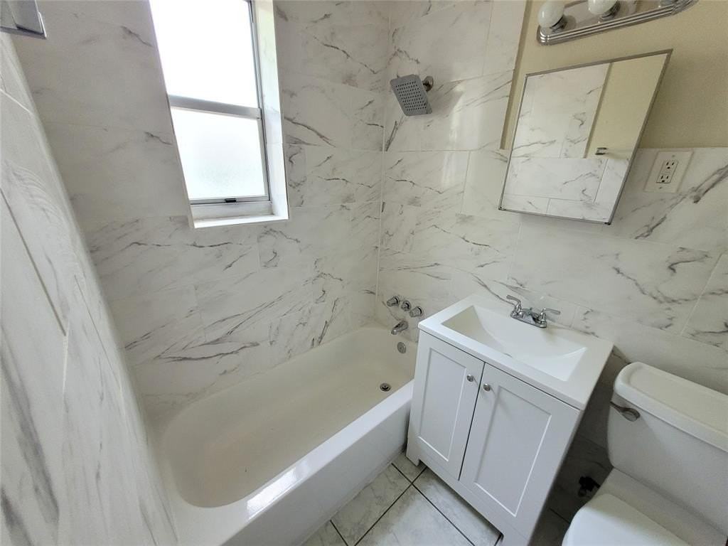 4870 Ne 16th Ave - Photo 6 of 16