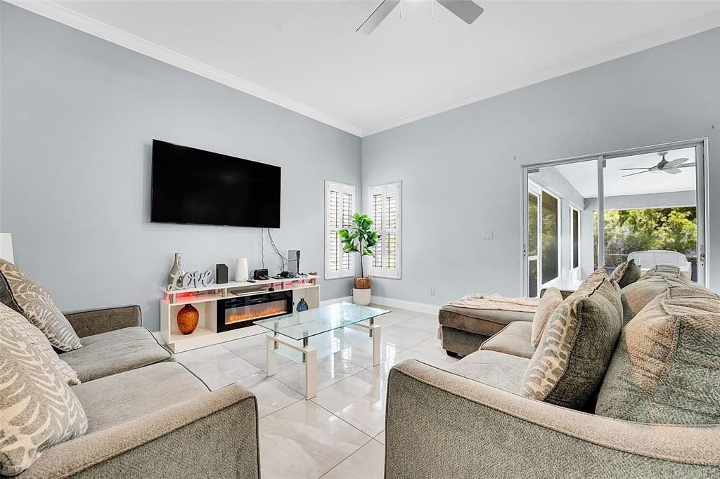 6107 Nw Gause Ave - Photo 6 of 22