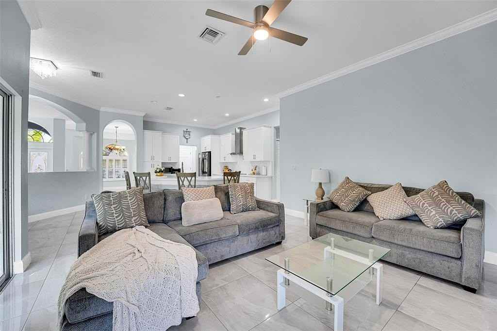 6107 Nw Gause Ave - Photo 7 of 22