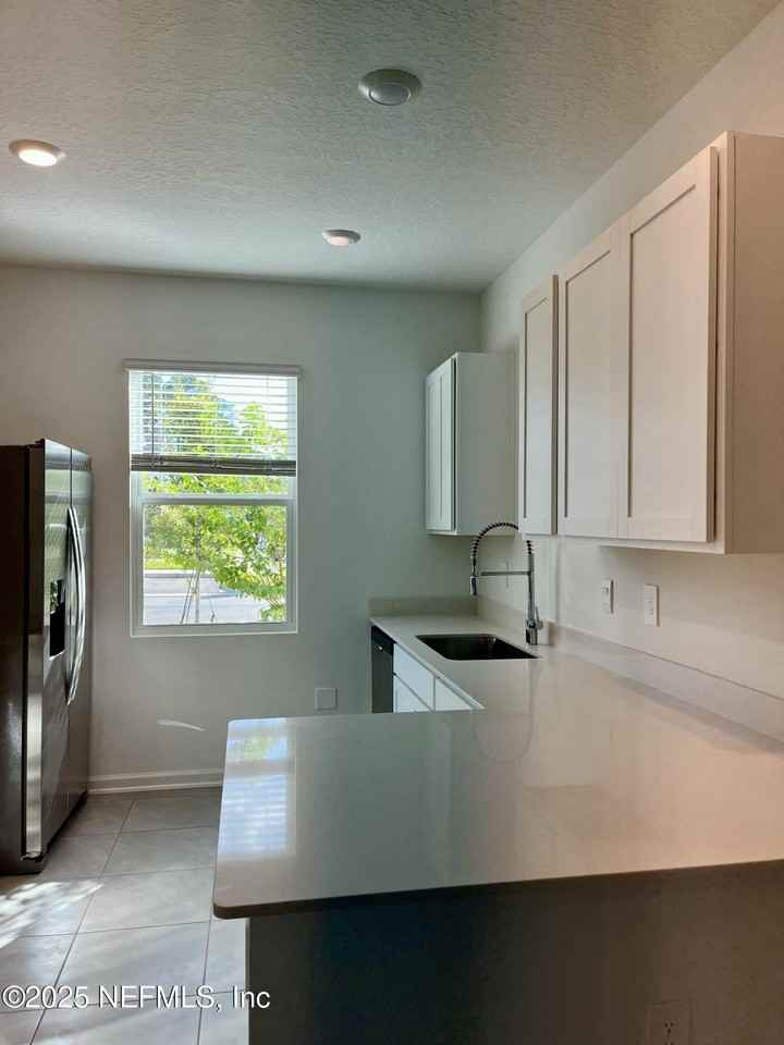 243 Sage Branch St - Photo 4 of 38