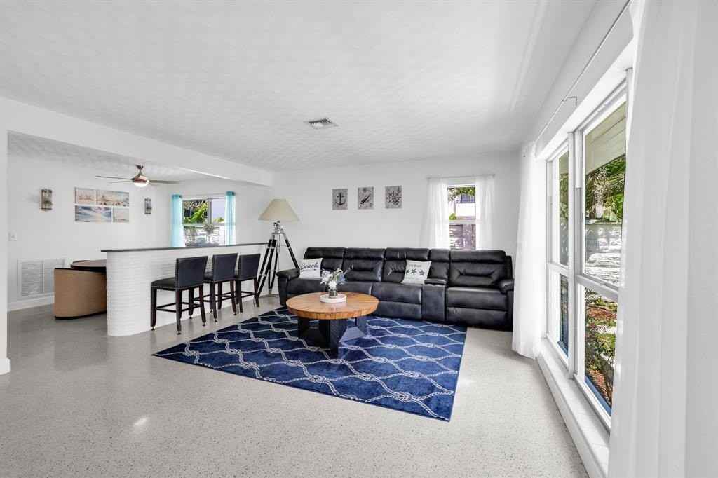 505 N Ocean Blvd - Photo 6 of 21