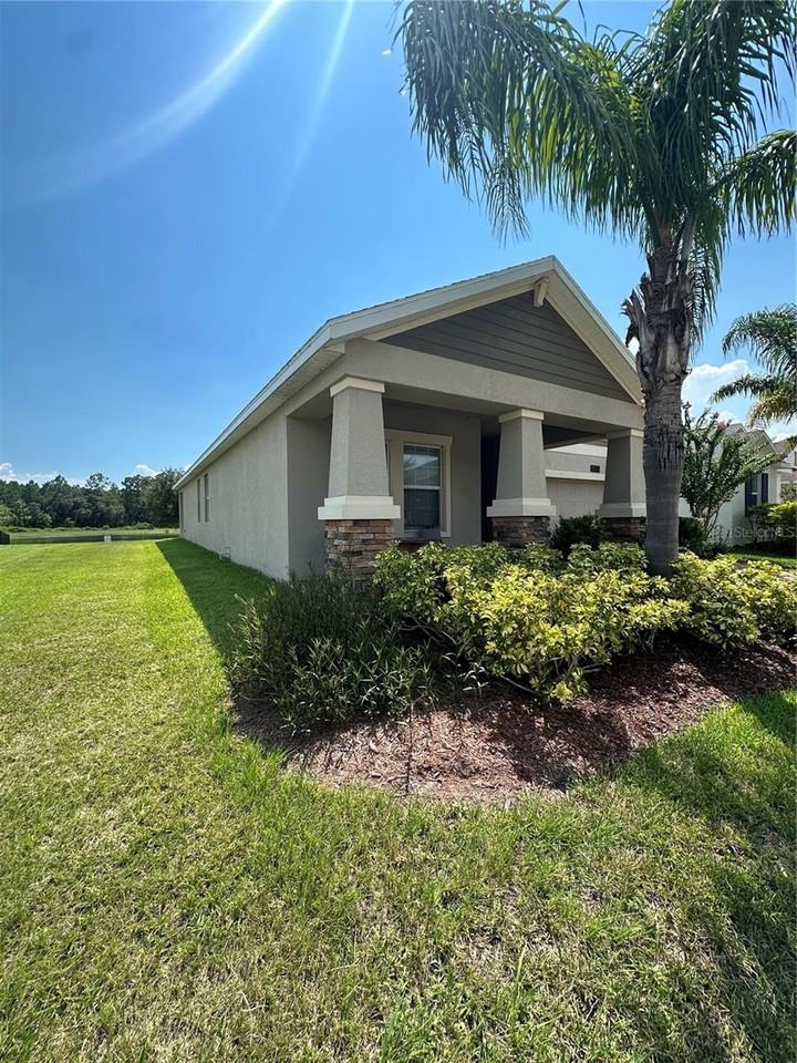 10132 Lovegrass Ln - Photo 4 of 28