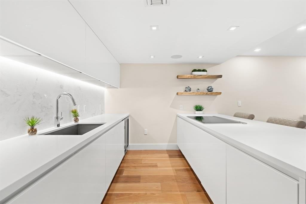 701 N Fort Lauderdale Beach Blvd #112 - Photo 6 of 50