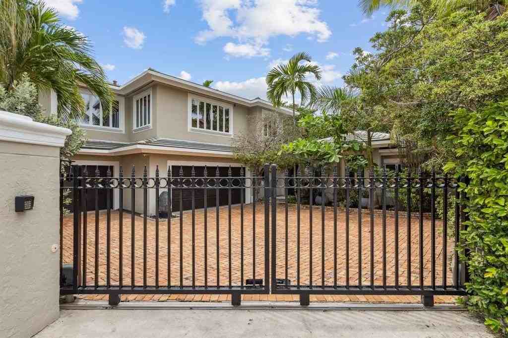 3301 Ne 16th St - Photo 7 of 50