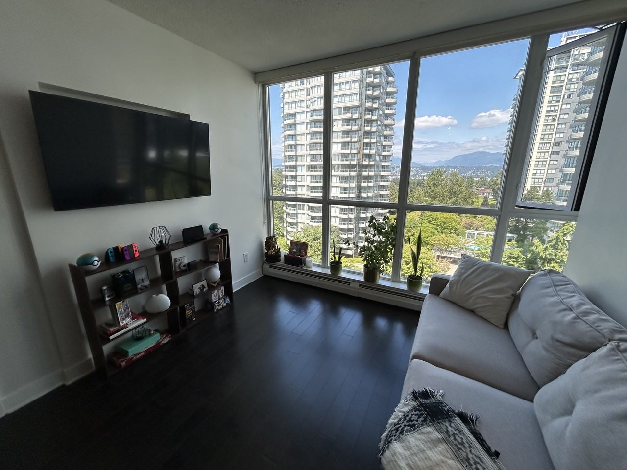 13380 108 Avenue #901 - Photo 2 of 19