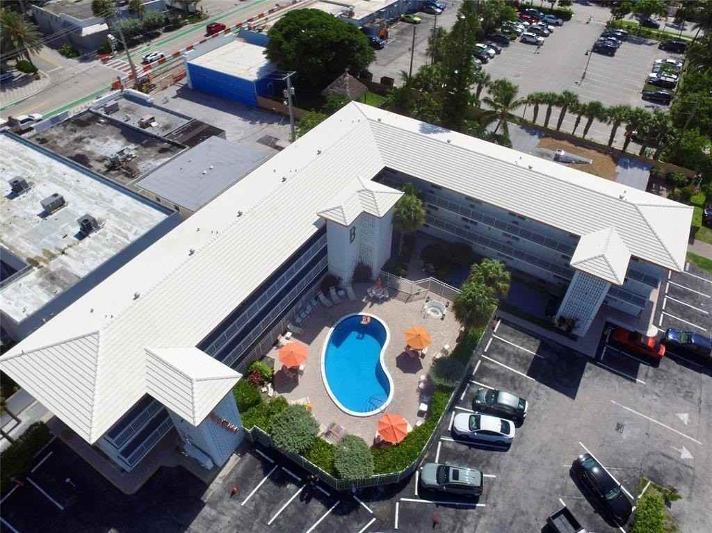 120 Ne 20th Ave #12 - Photo 2 of 21