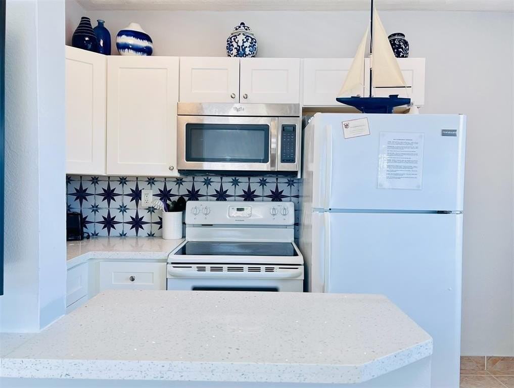 120 Ne 20th Ave #12 - Photo 5 of 21