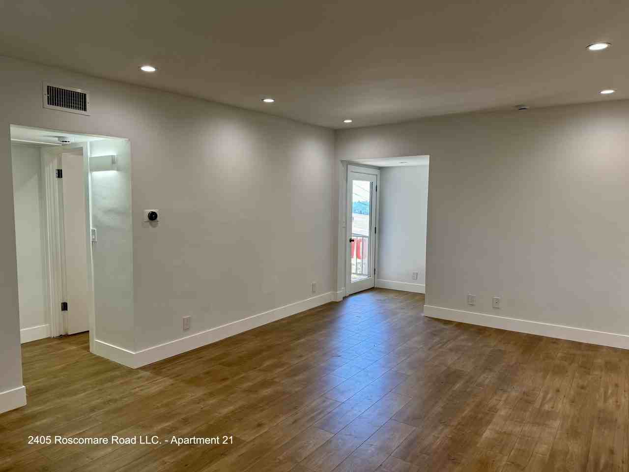 2405 Roscomare Road #21 - Photo 3 of 27