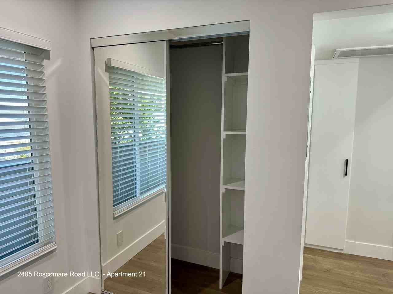 2405 Roscomare Road #21 - Photo 4 of 27