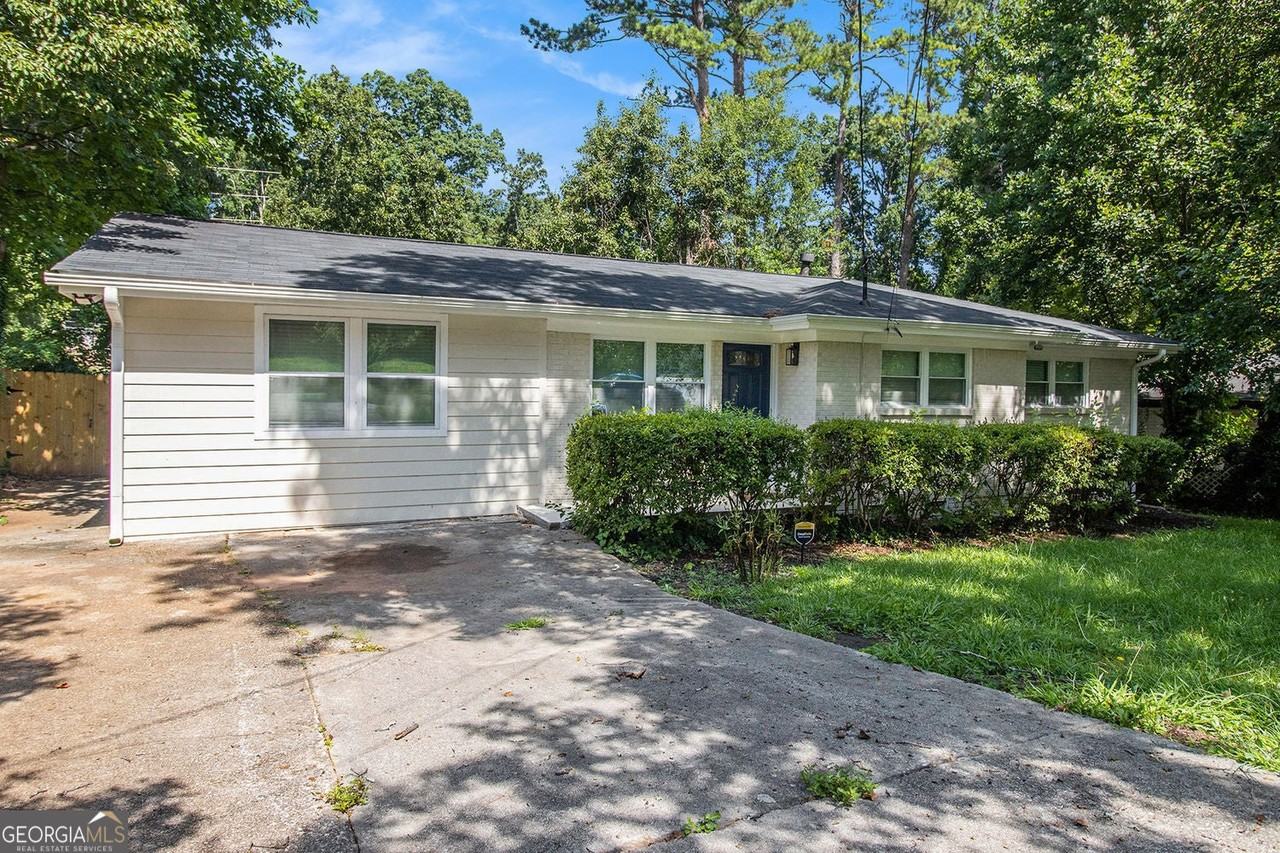 1975 Glenmar Dr - Photo 2 of 30