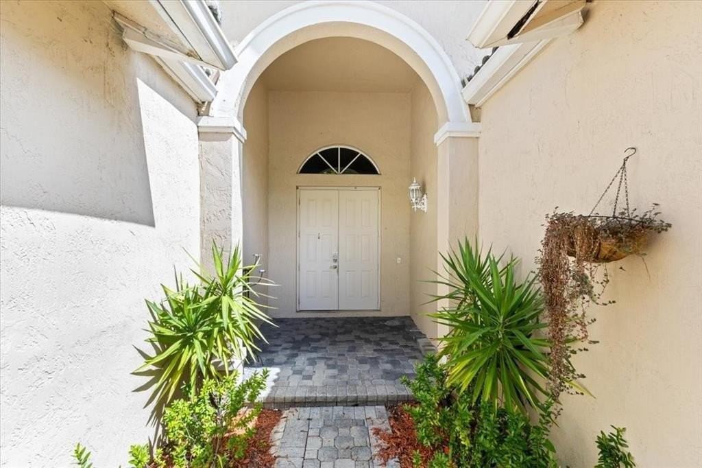 1441 Cardinal Way - Photo 4 of 50