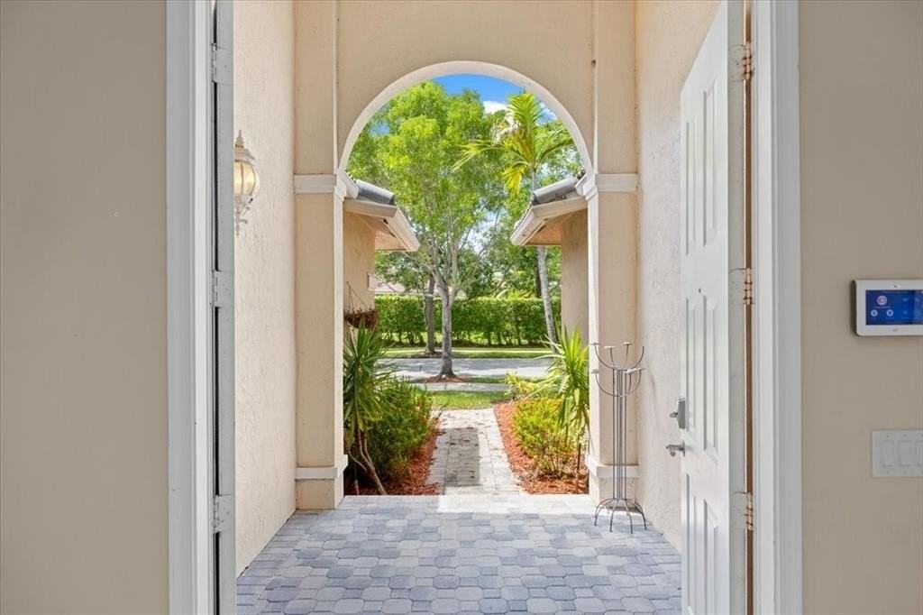 1441 Cardinal Way - Photo 7 of 50