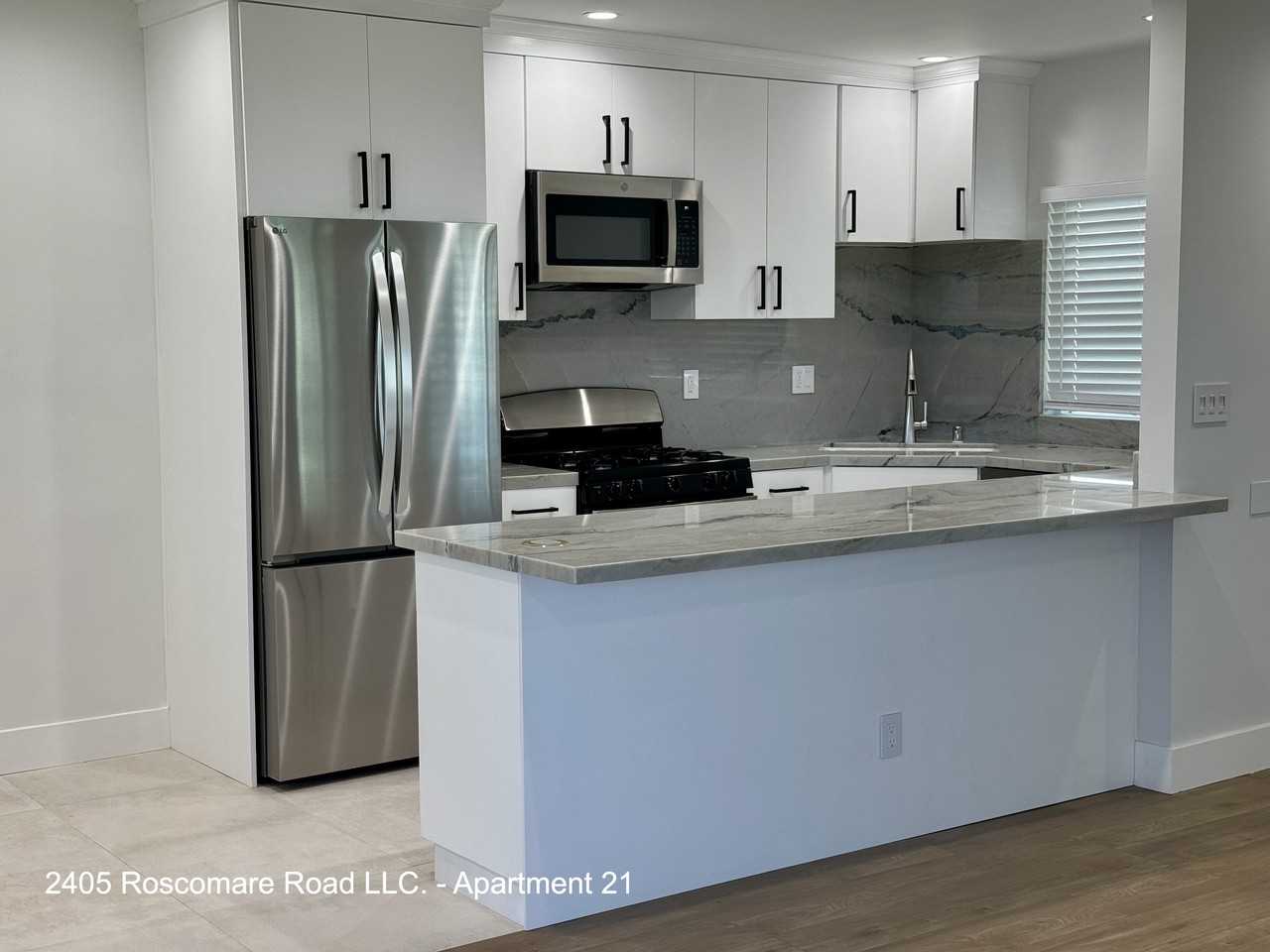 2405 Roscomare Road #21 - Photo 6 of 27